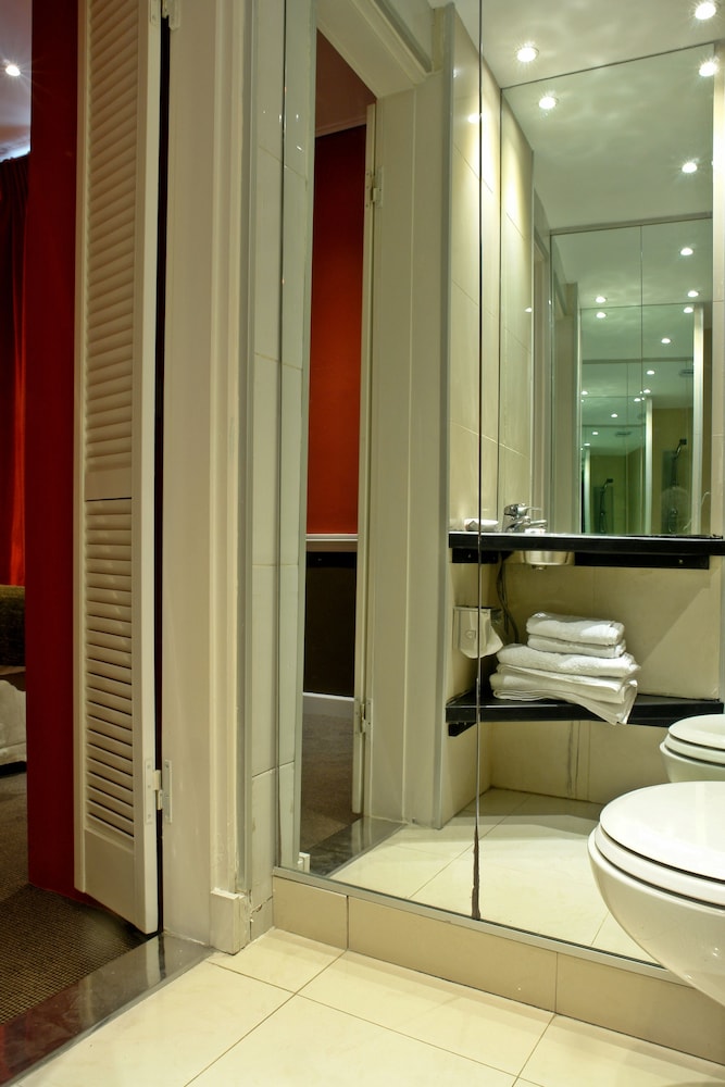 SEMELI HOTEL 32/55