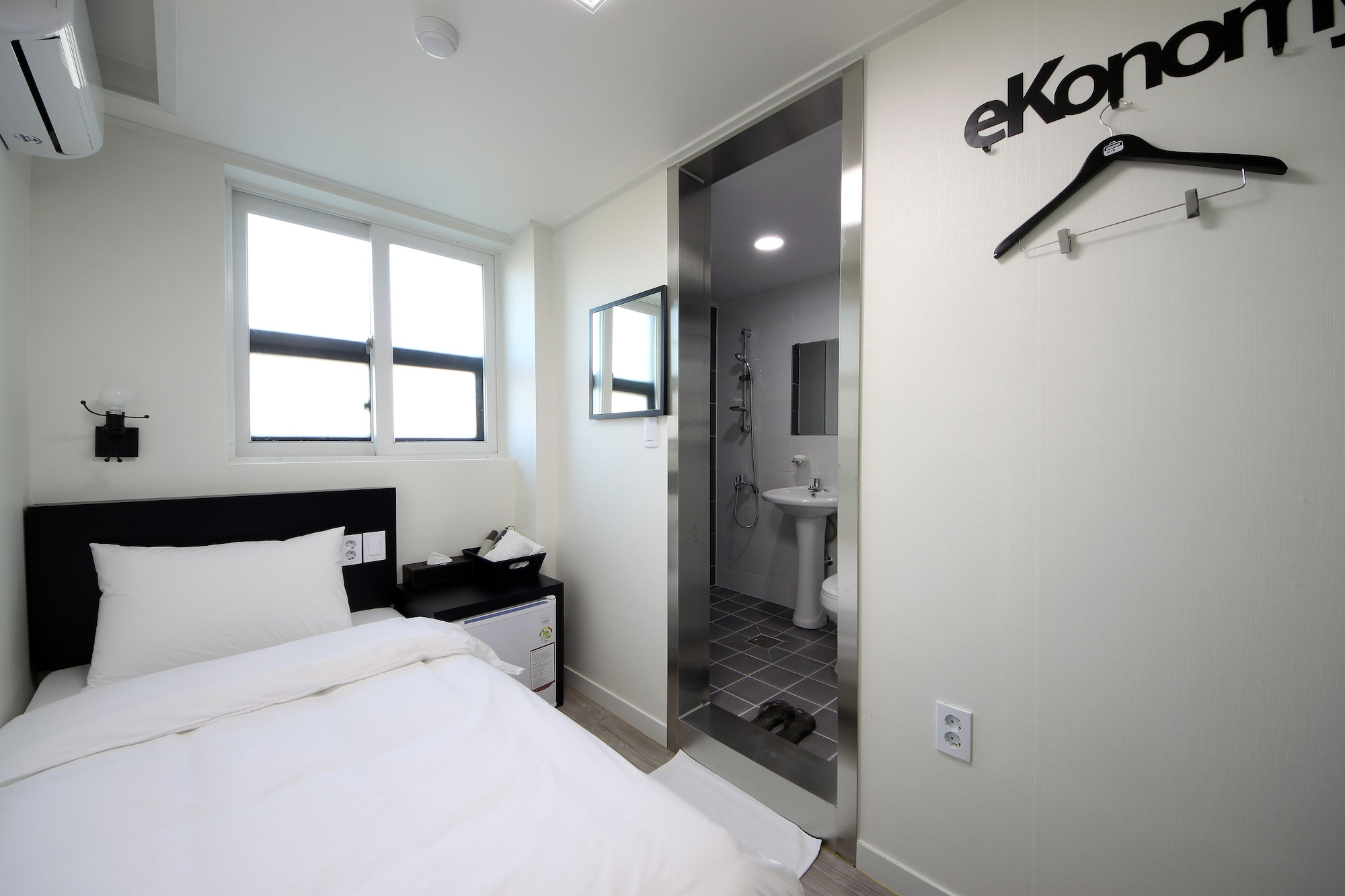 غرفة مفردة، Ekonomy Hotel Incheon 3/11