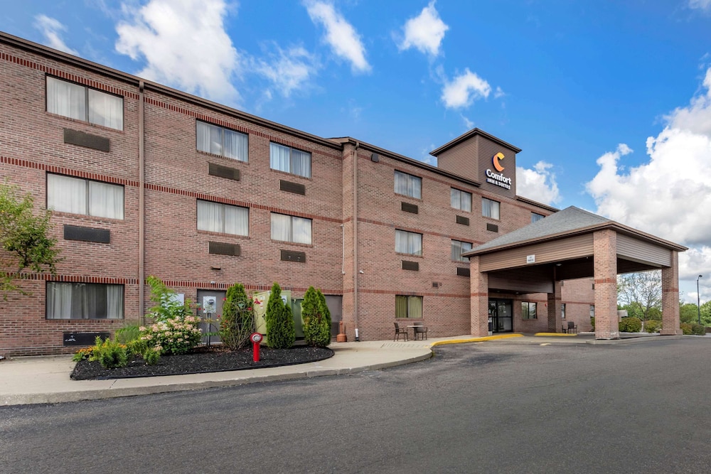 Comfort Inn & Suites Streetsboro - Kent 24/27