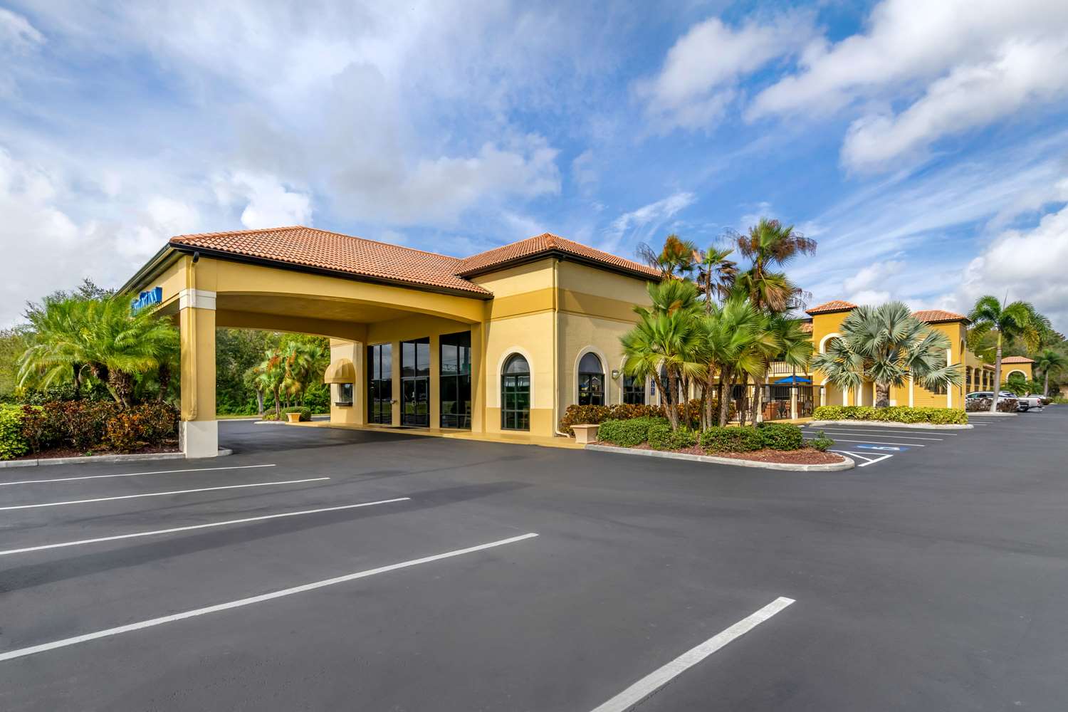 Comfort Inn Sun City Center - Ruskin - Tampa South 6/8