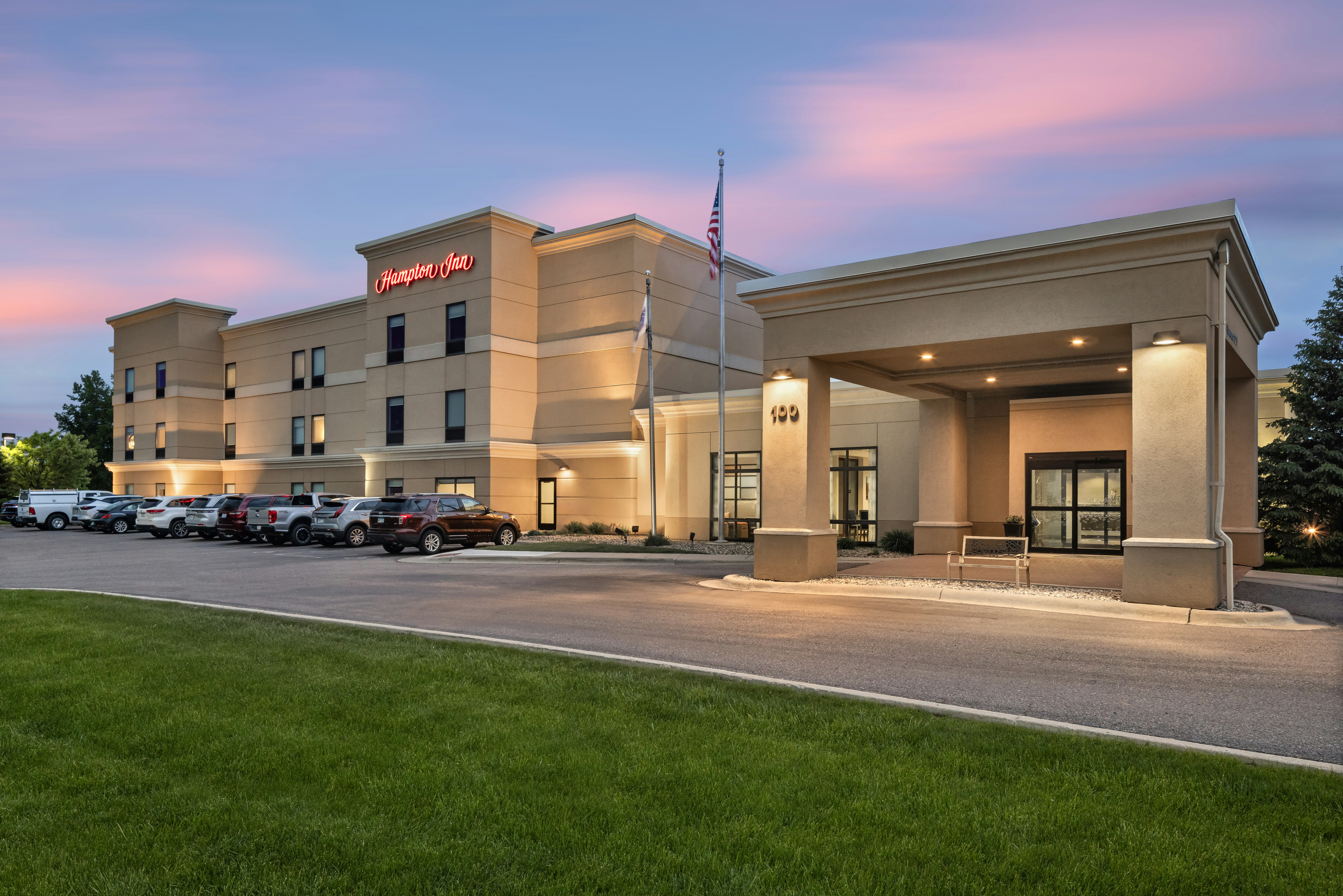 Hampton Inn Fairmont 52/54