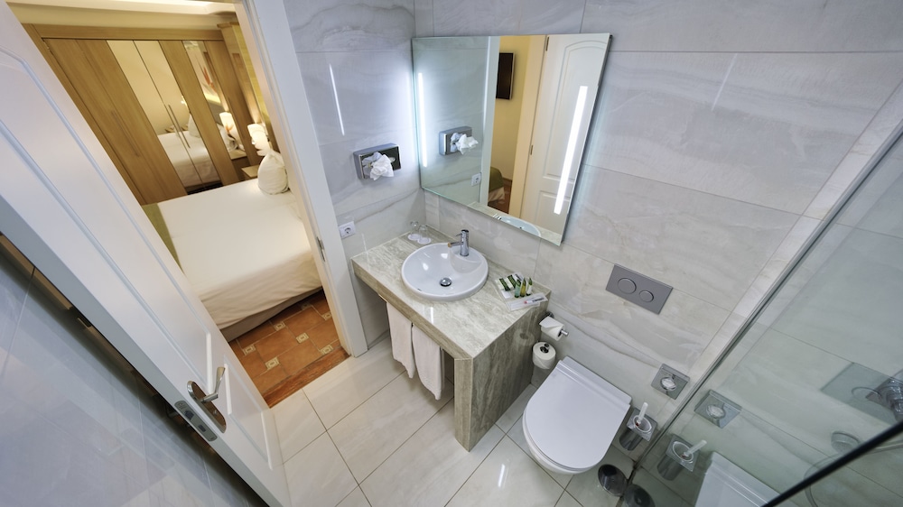 Bull Costa Canaria & SPA - Only Adults 45/48