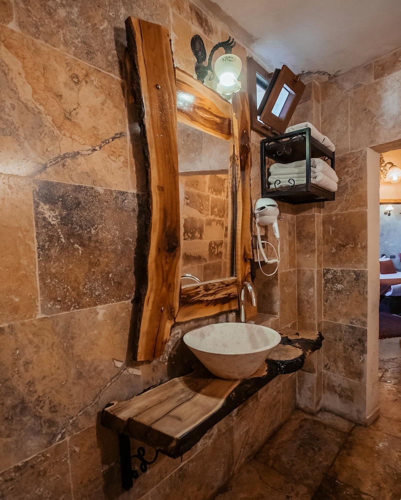 Larissa Cave Hotel 22/50