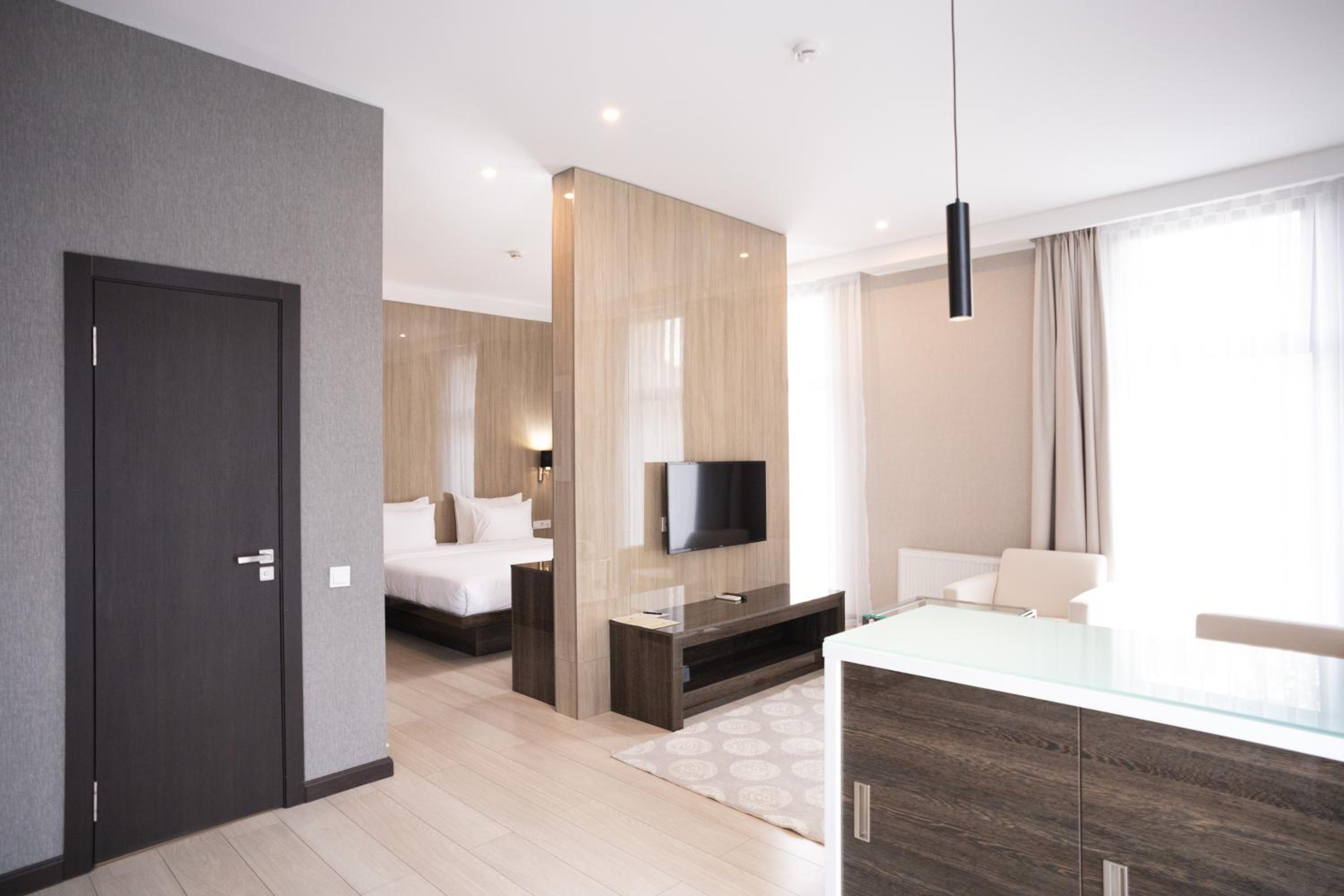 Resident City Hotel 36/61