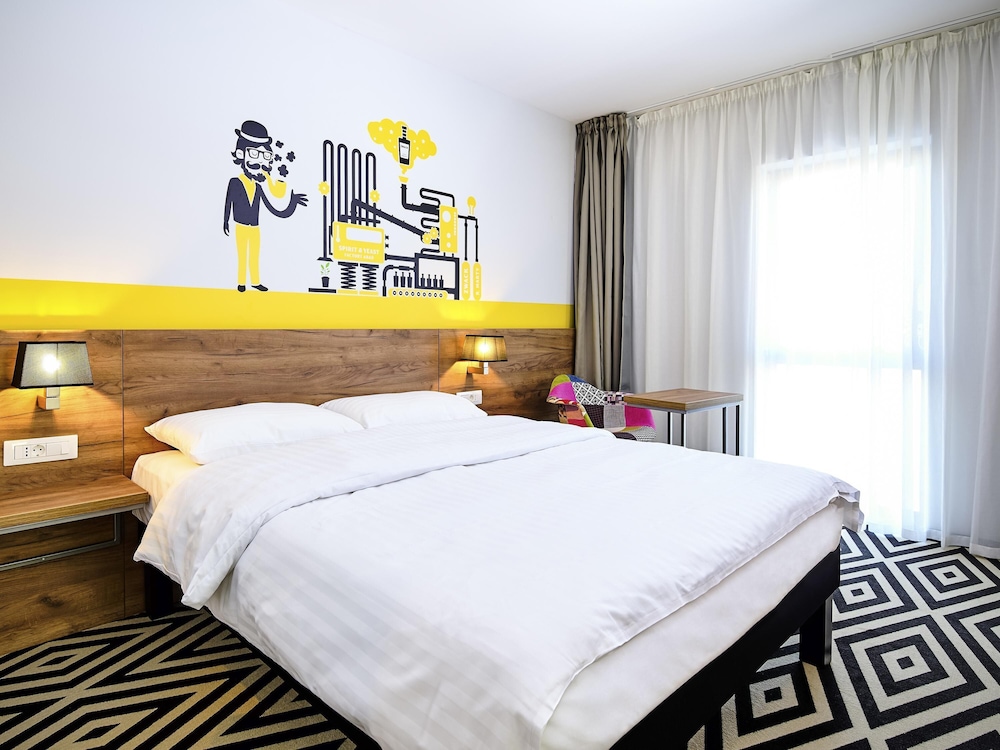 Apartment, Double and Twin Beds