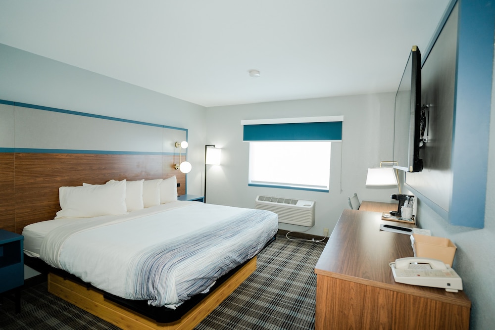 AmericInn by Wyndham Tomahawk 28/50