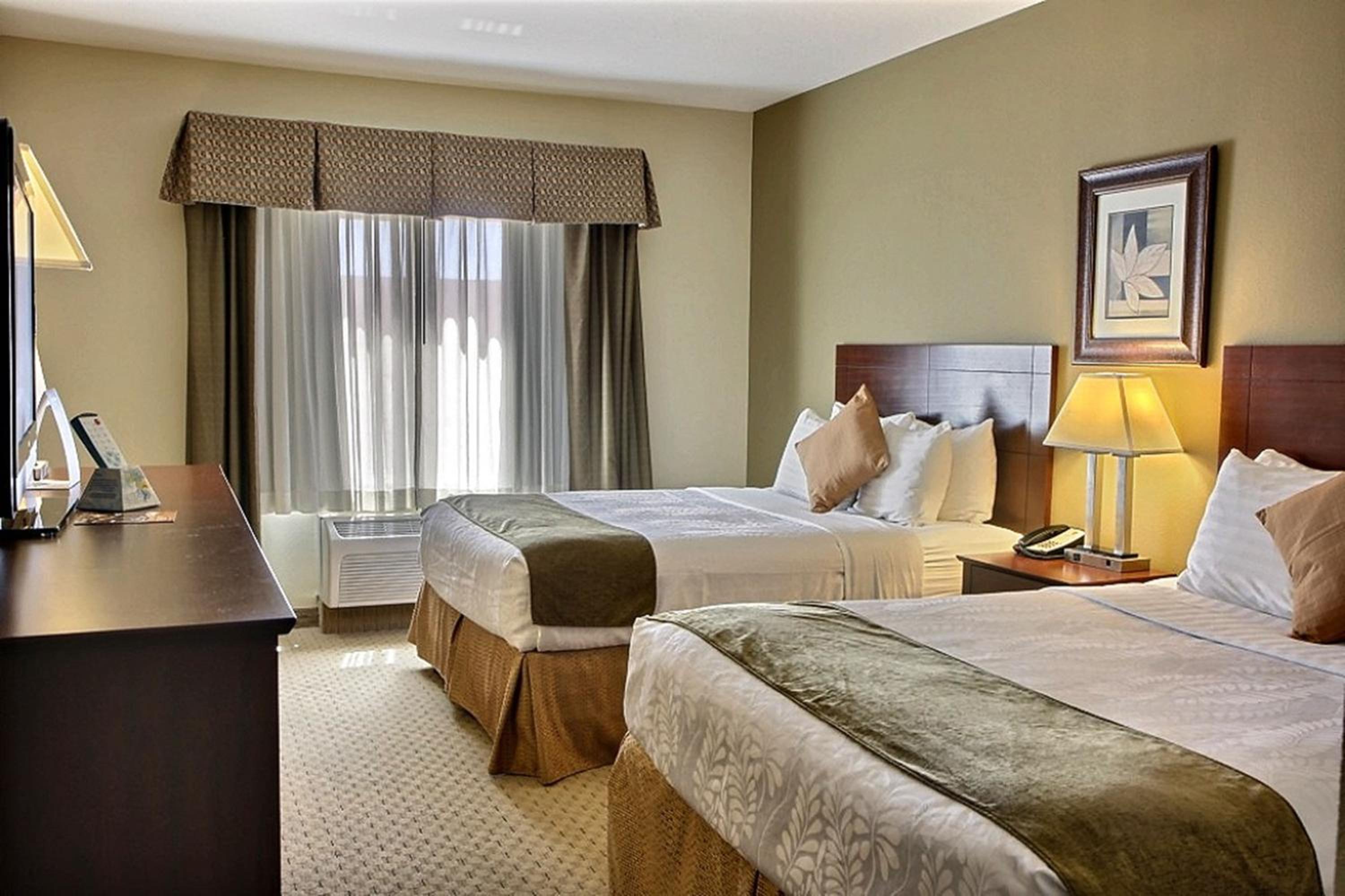 Room, 2 Queen Beds, Pet Friendly