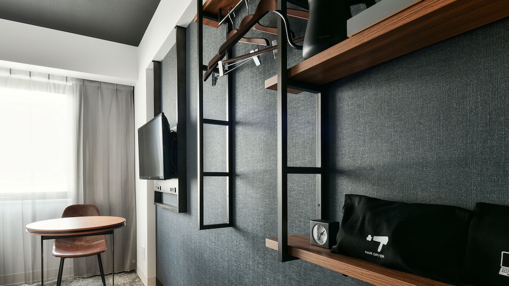 Vessel Inn Namba 49/50