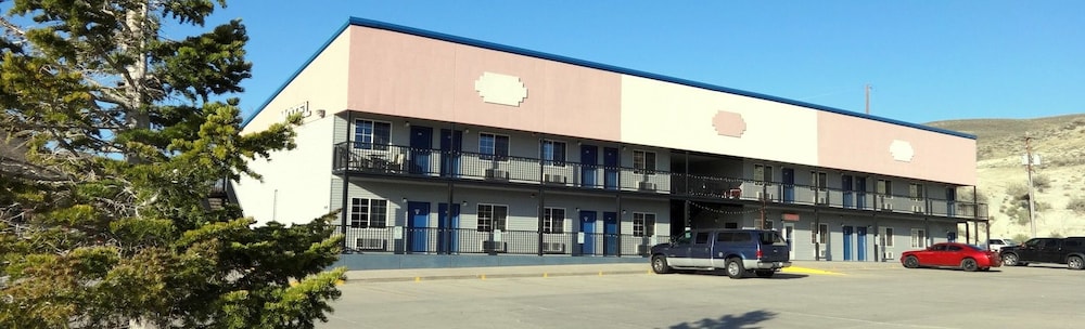 Little Bear Motel 3/43