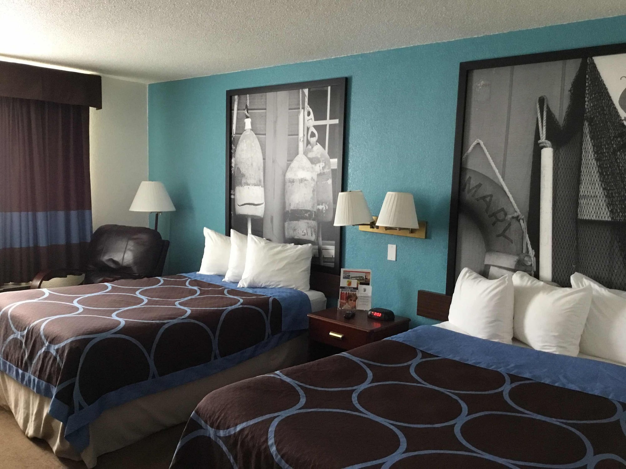 Upgrade, 2 Double Beds