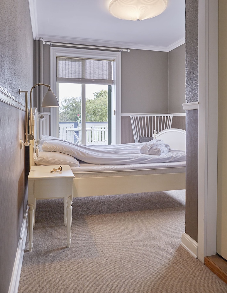 Gilleleje Badehotel 8/40