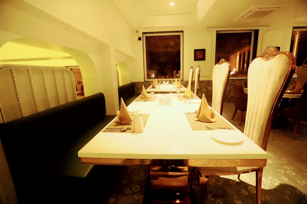 Stardom Hotels & Resort 31/48