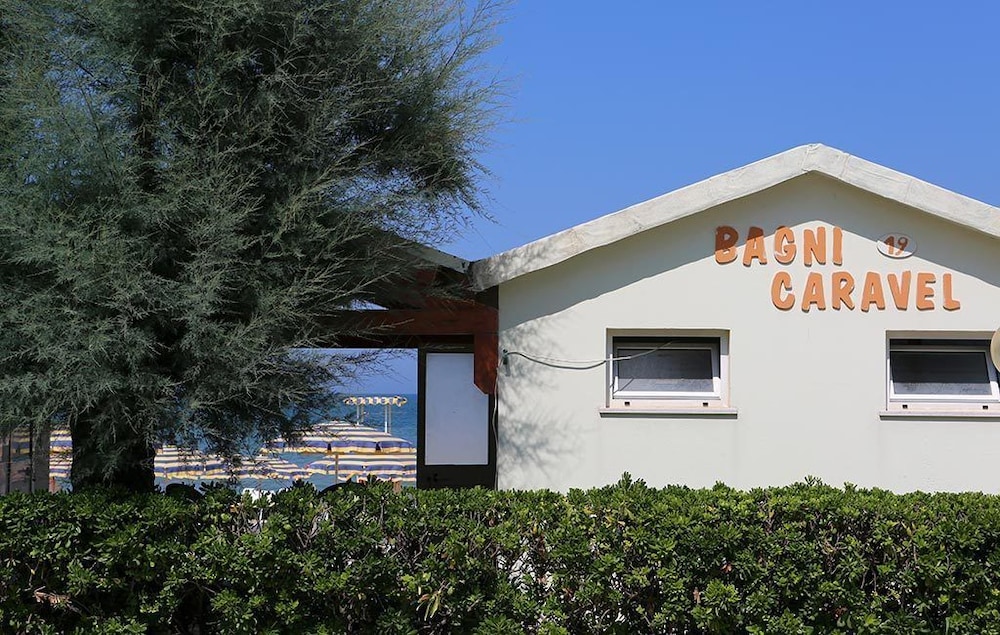 Hotel Caravel 4/50