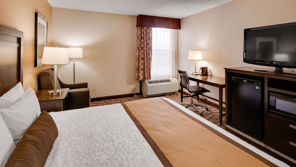 Best Western Plus Belle Meade Inn and Suites 12/30