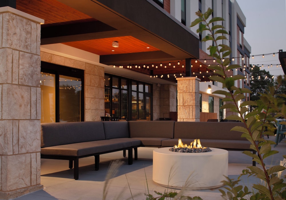 Home2 Suites by Hilton Texarkana 13/24