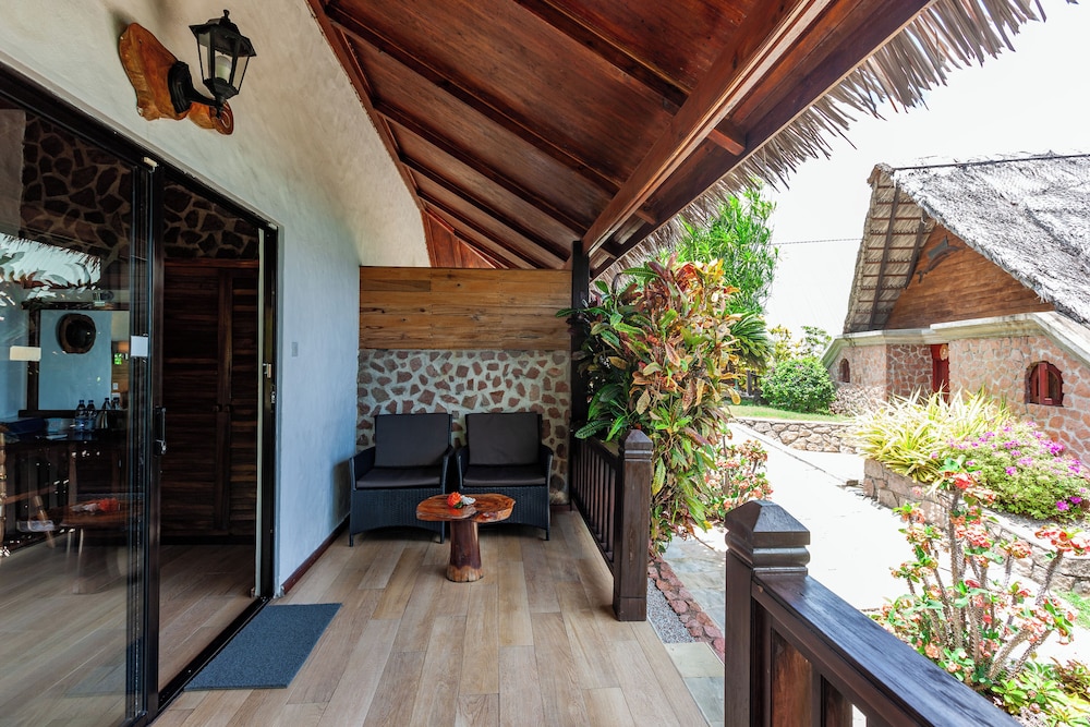 COLIBRI GUEST HOUSE(M) 10/54