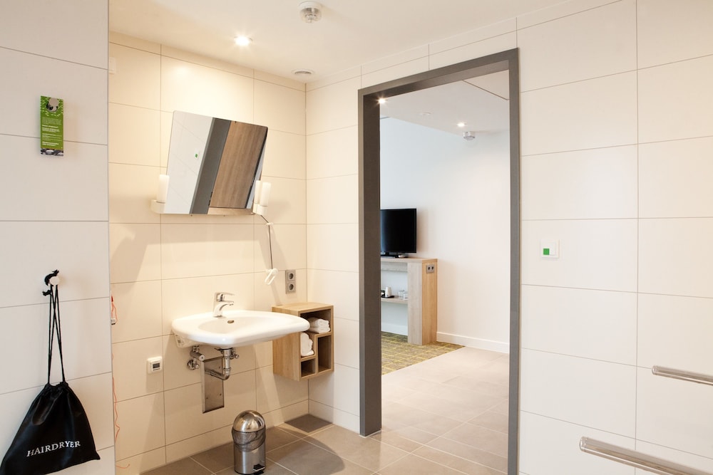 Hampton By Hilton Dortmund Phoenix See 23/46