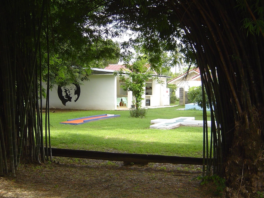 Mini Golf & Resort Ubon Ratchathani 31/50