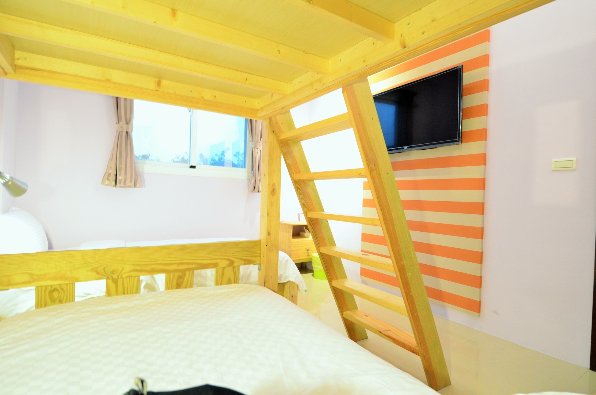 MIXED DORM