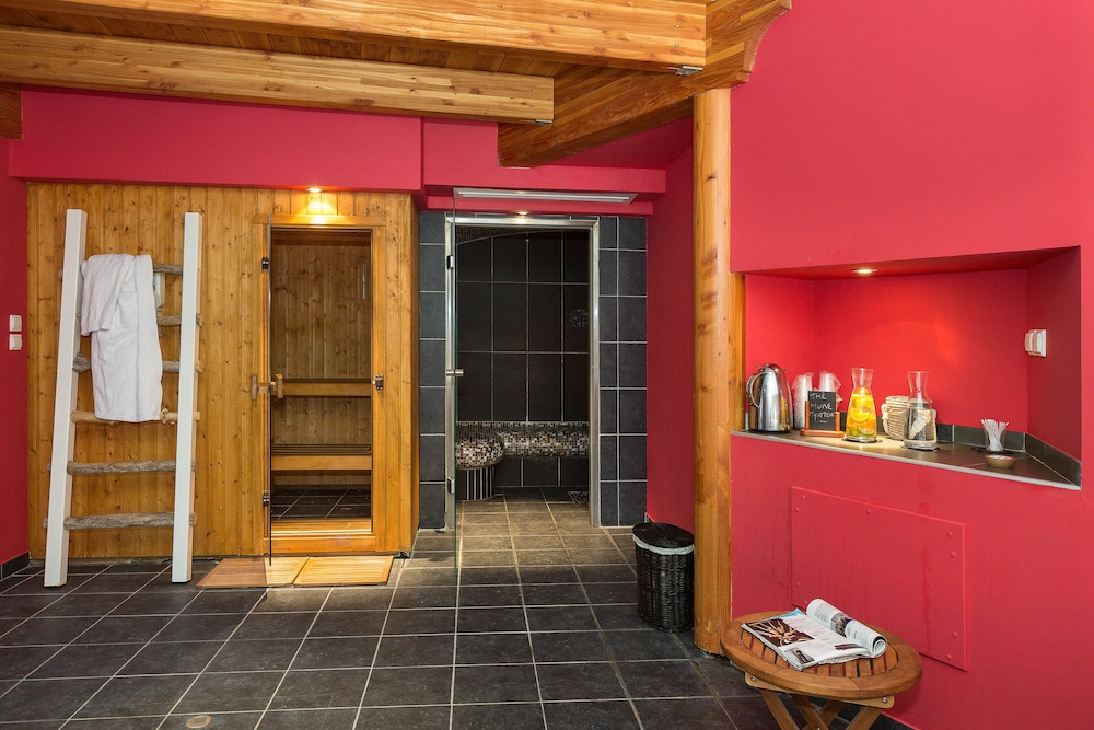 Les Bartavelles Hotel Restaurant 27/50