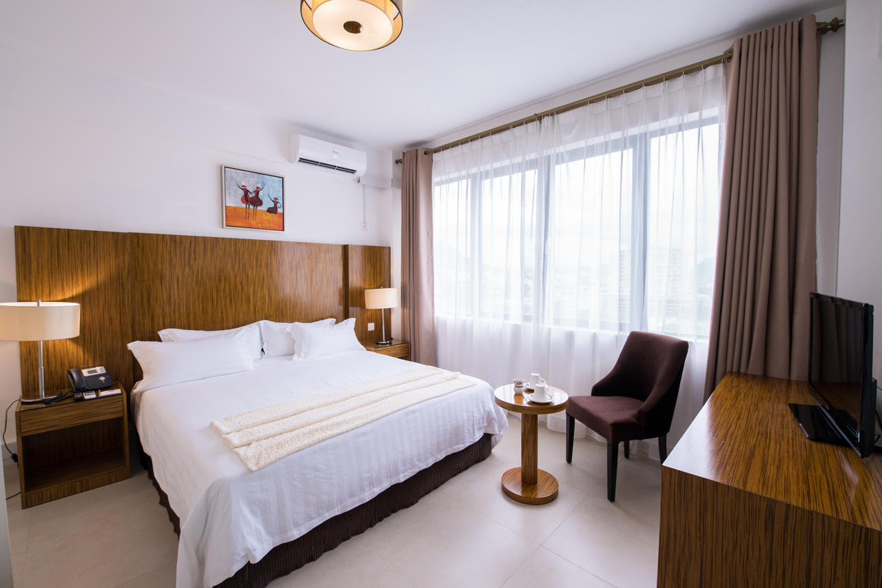 Palms Hotel 21/41
