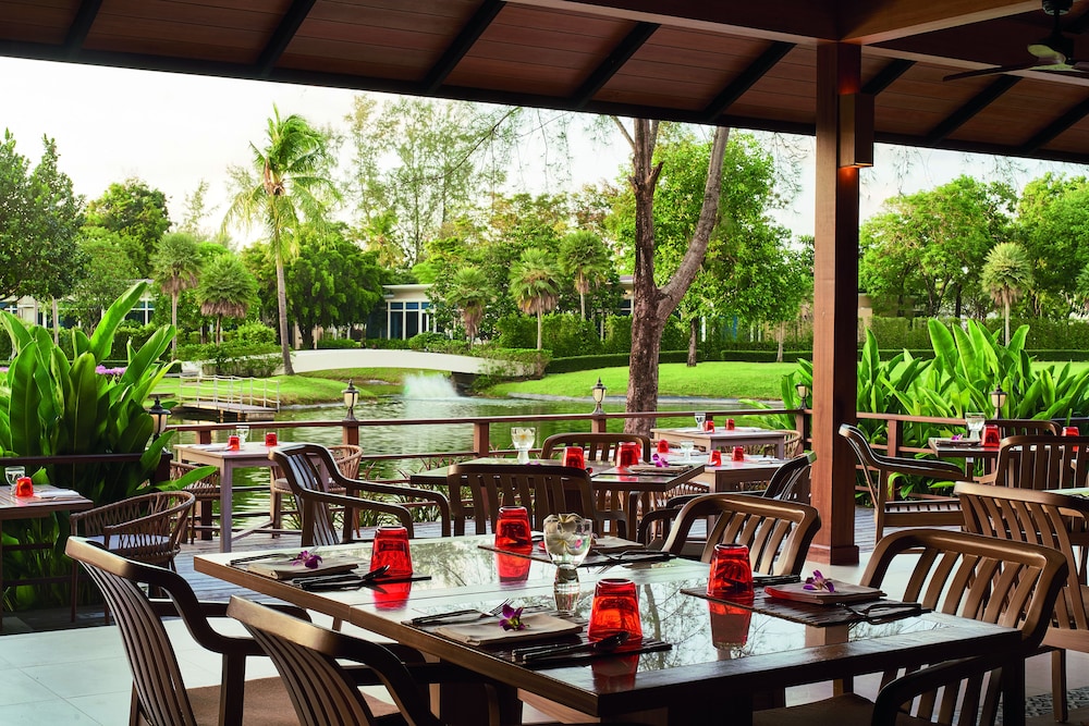 Splash Beach Resort Maikhao Phuket 44/50