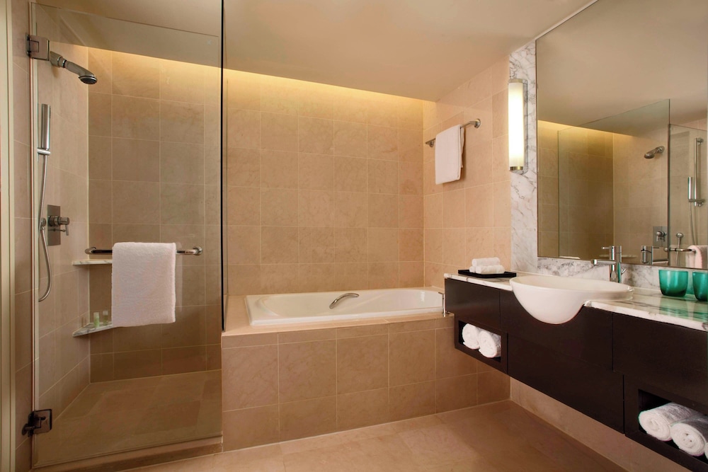 غرفة كلوب بسريرين منفصلين، The Westin Kuala Lumpur Hotel 4/5