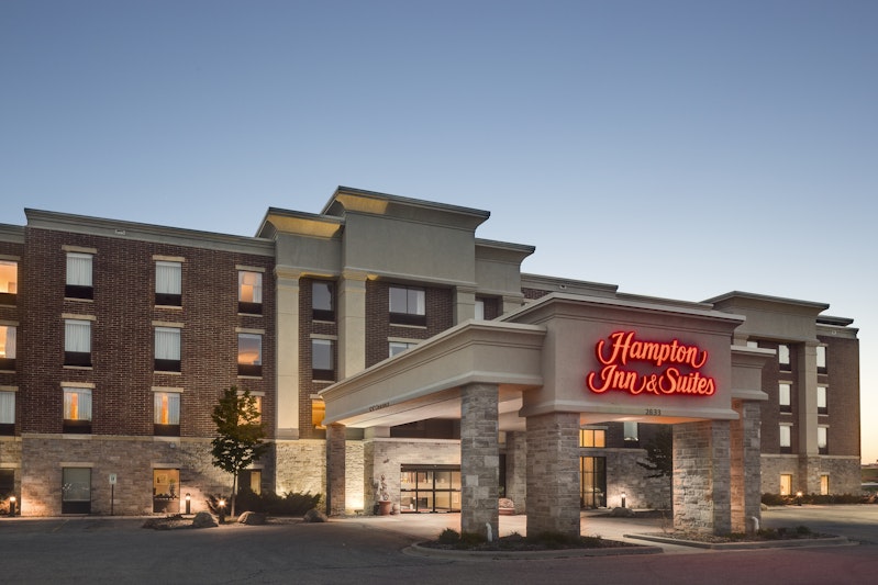 Hampton Inn Suites Grafton 2/46