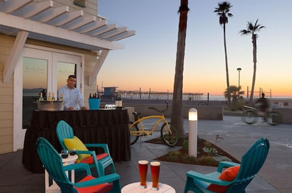 Beach House Hotel At Hermosa Beach 33/51