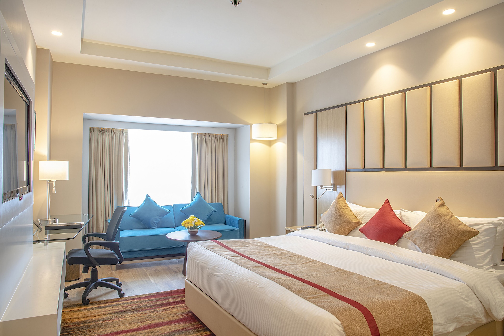 SUPERIOR ROOM