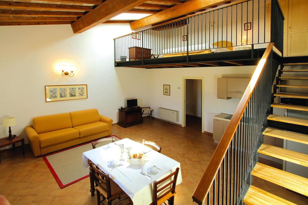 Poggio all Agnello Sport and Active Holidays 38/50