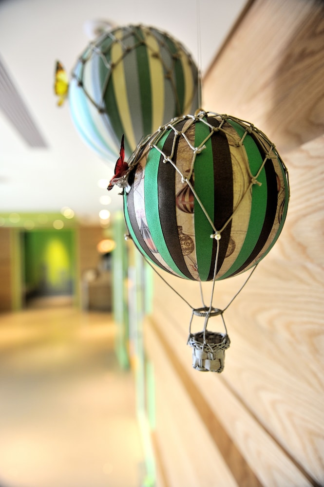 GREEN WORLD HOTEL ZHONGHUA photo3