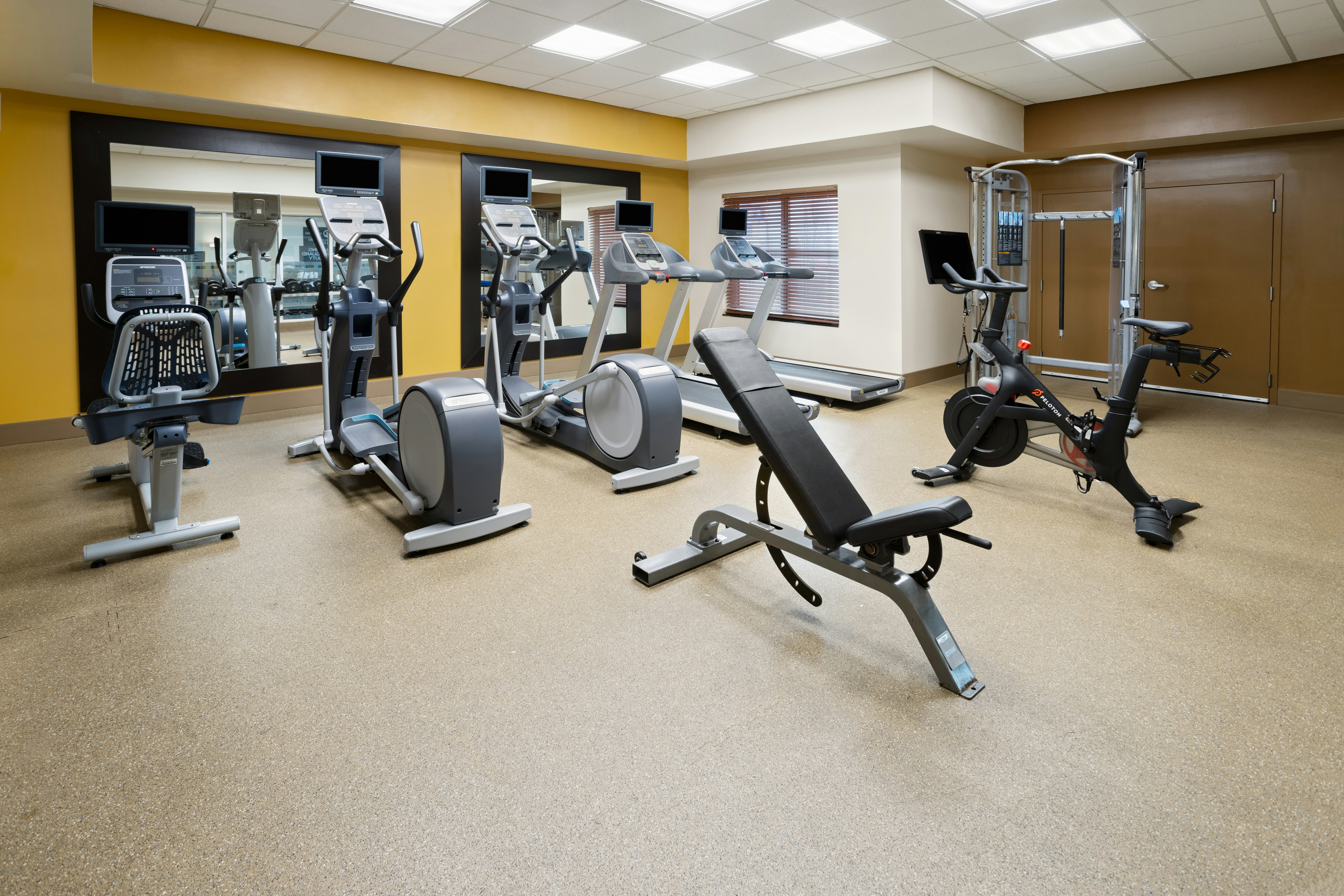 Hilton Garden Inn Milford 20/49