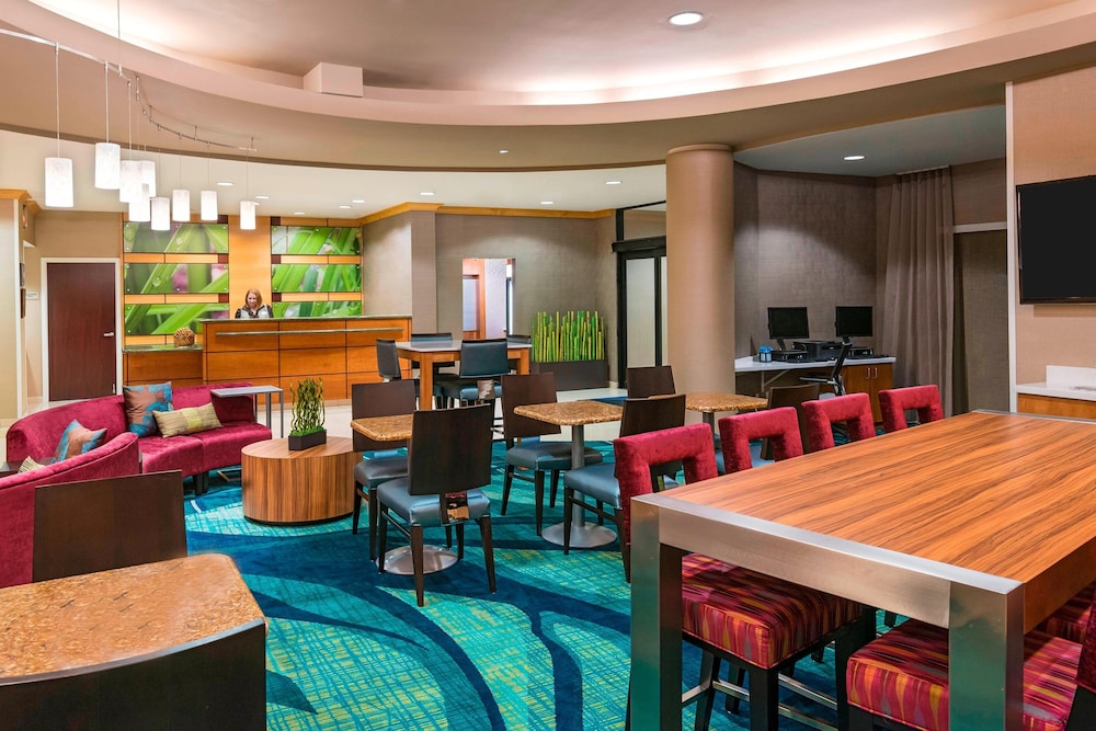 SpringHill Suites Fort Myers Airport 26/41