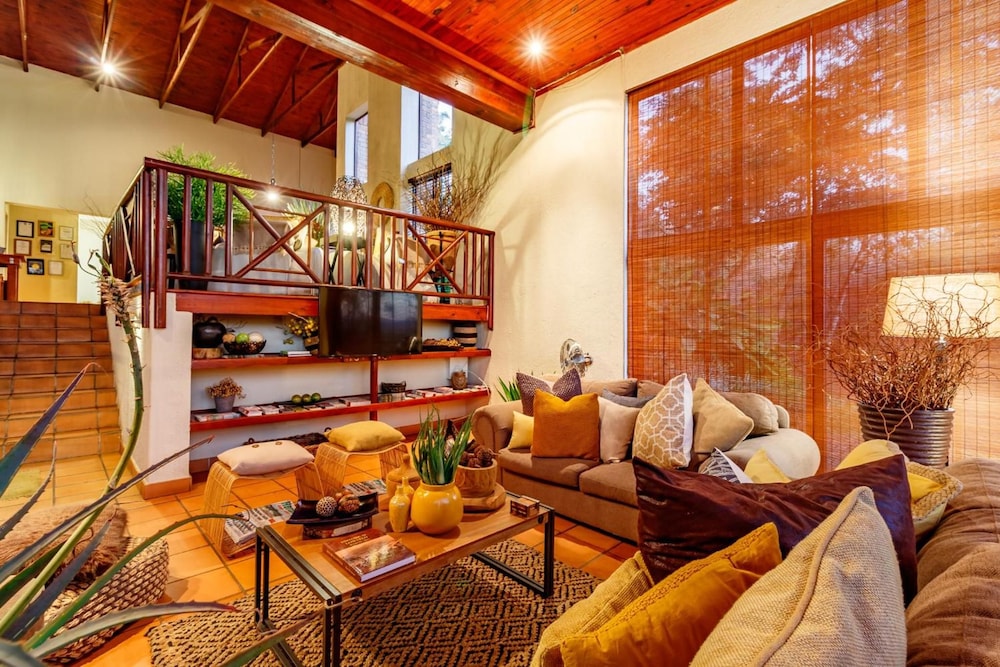 Ulwazi Rock Lodge 27/50