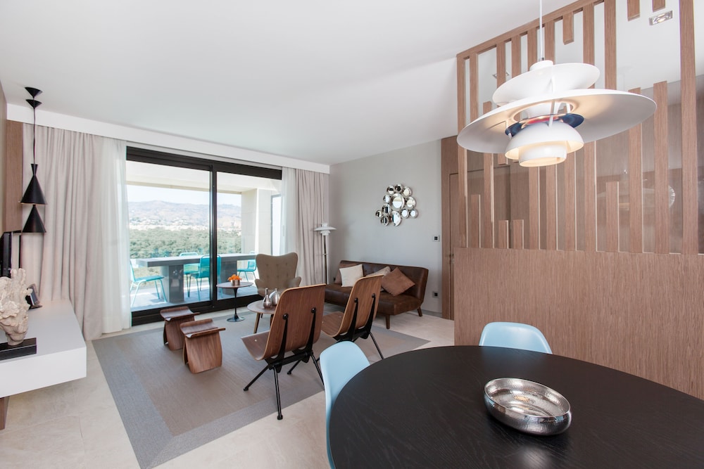 The Oasis by Don Carlos Resort 29/41