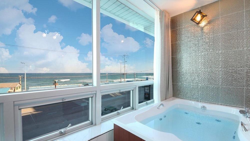 Gangneung Ara Spa Pension 17/41