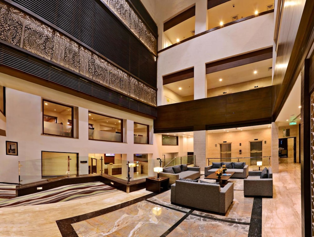 Leisure Inn Grand Chanakya 1/37