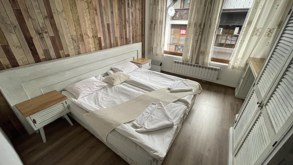 Guest Rooms Granat 20/50