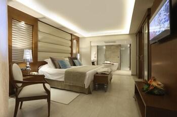 1 Bedroom, Mirage, Club, Suite, Hot Tub