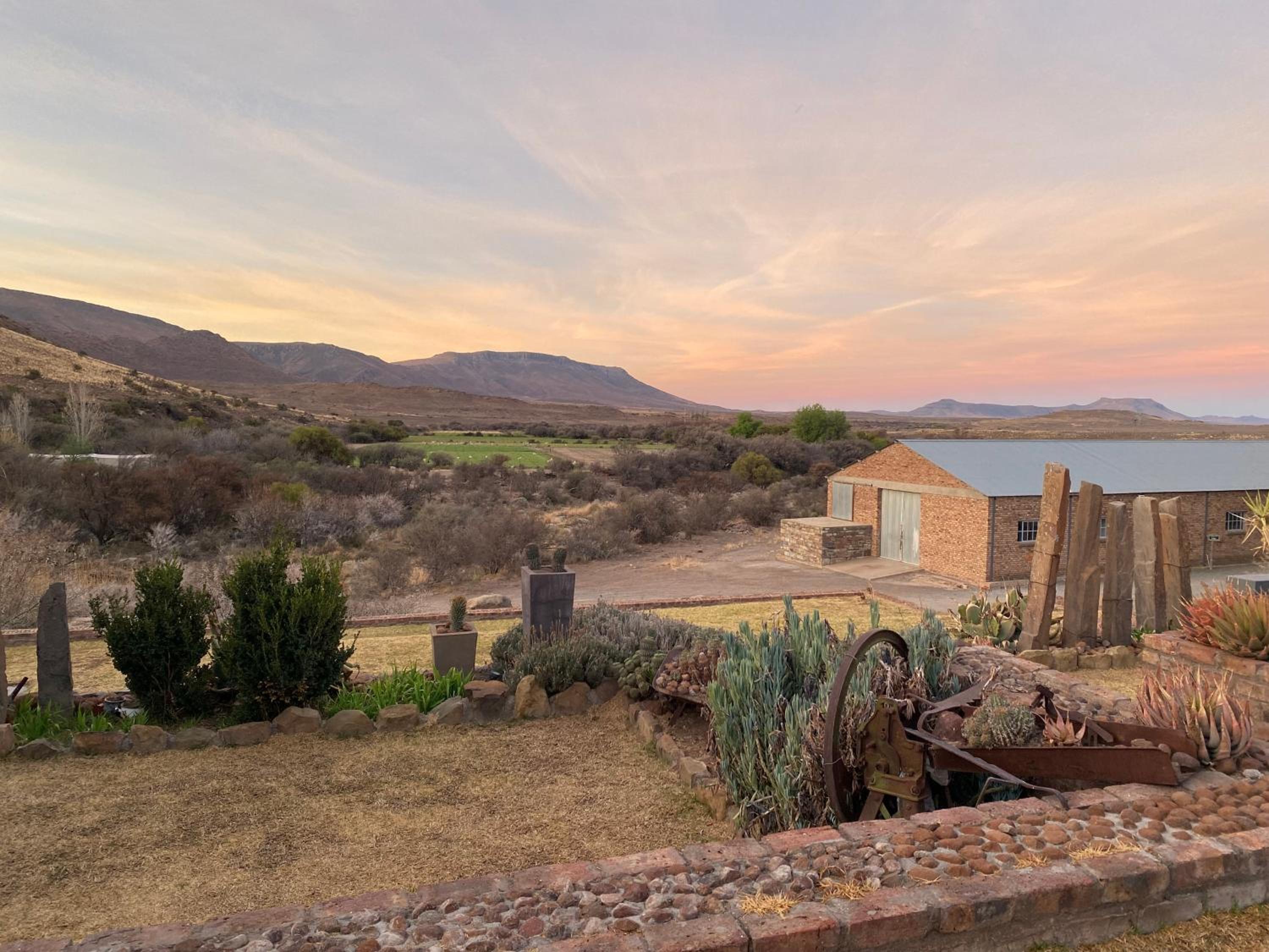 Desert Dew Guesthouse 21/23