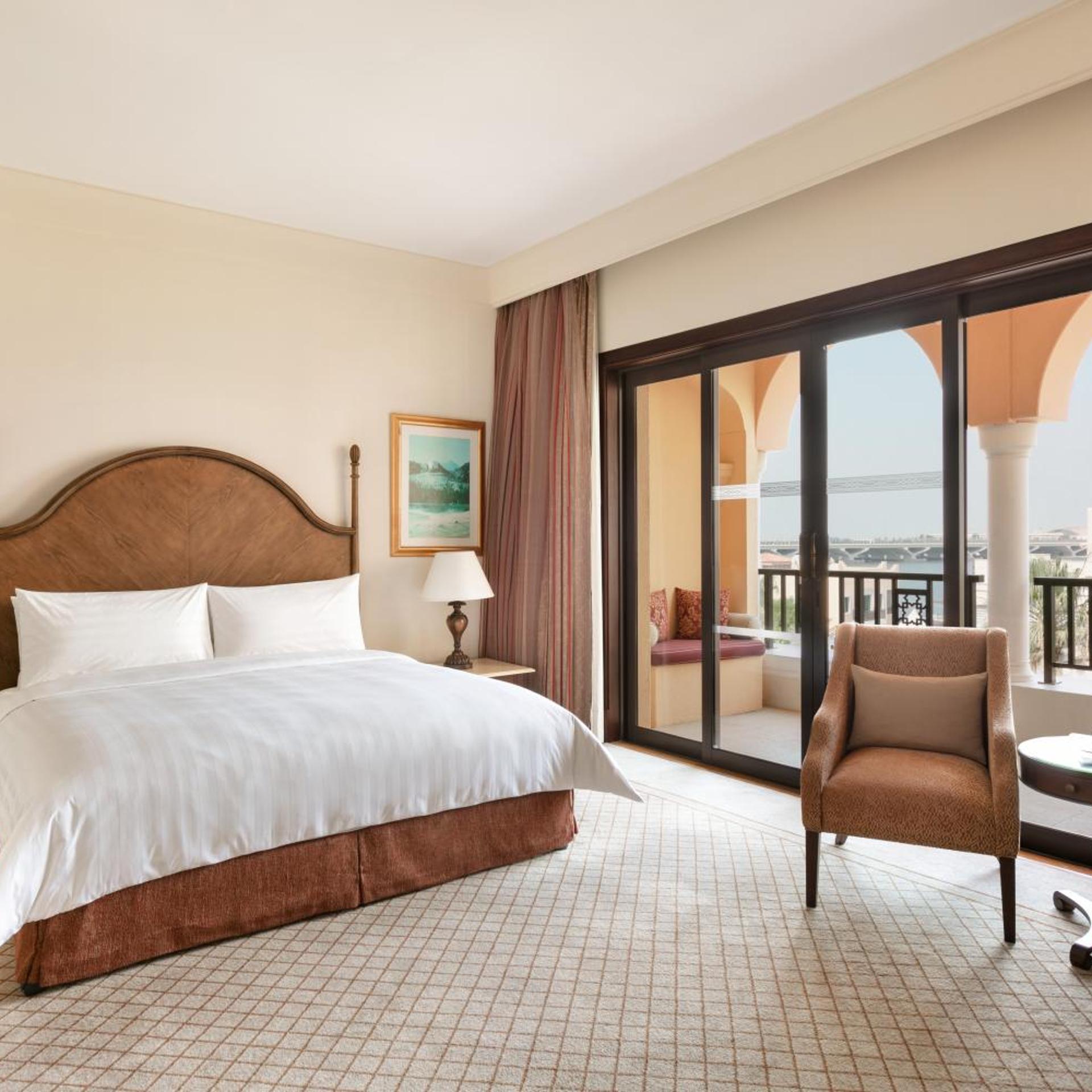 Horizon, Club, Premier, King Bed, Lounge Access