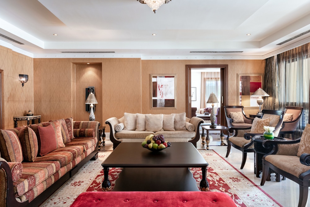 Shangri La Qaryat Al Beri 50/77