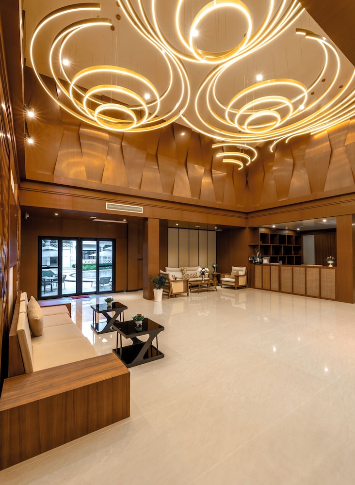 Choasis Hotel 8/58