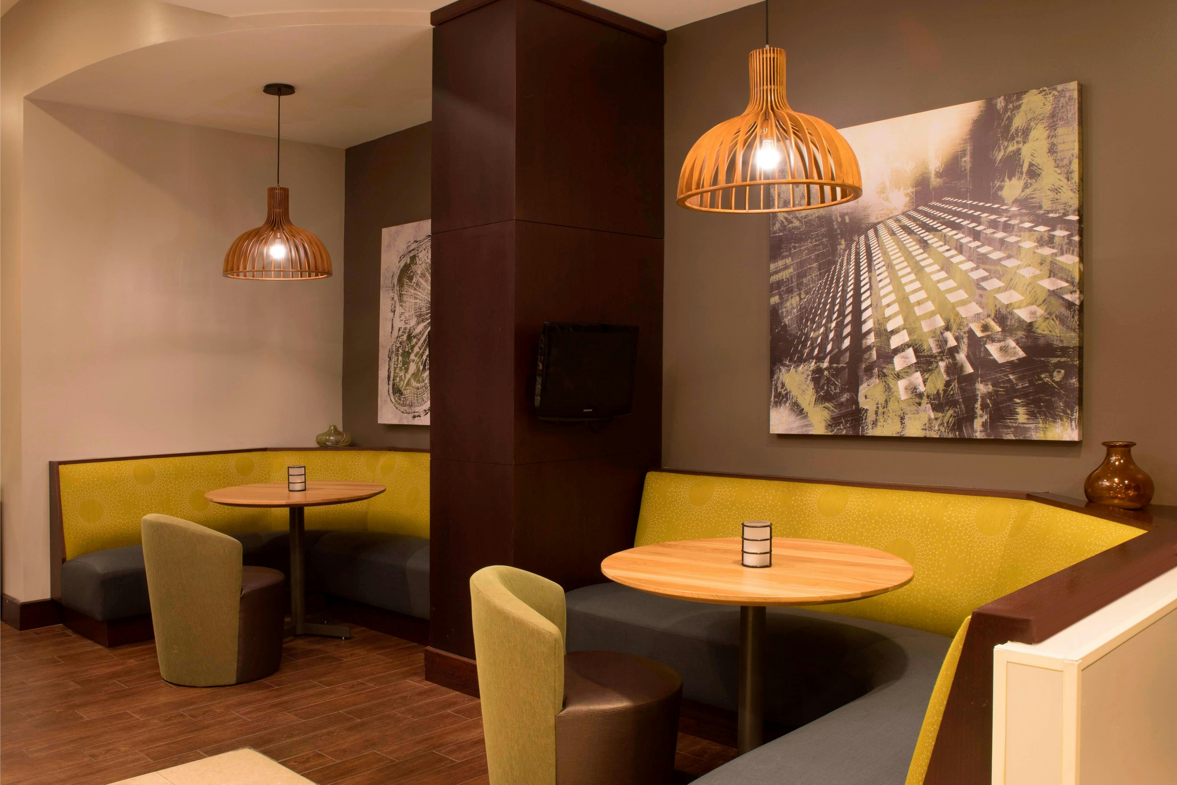 Courtyard by Marriott Boynton Beach 4/10