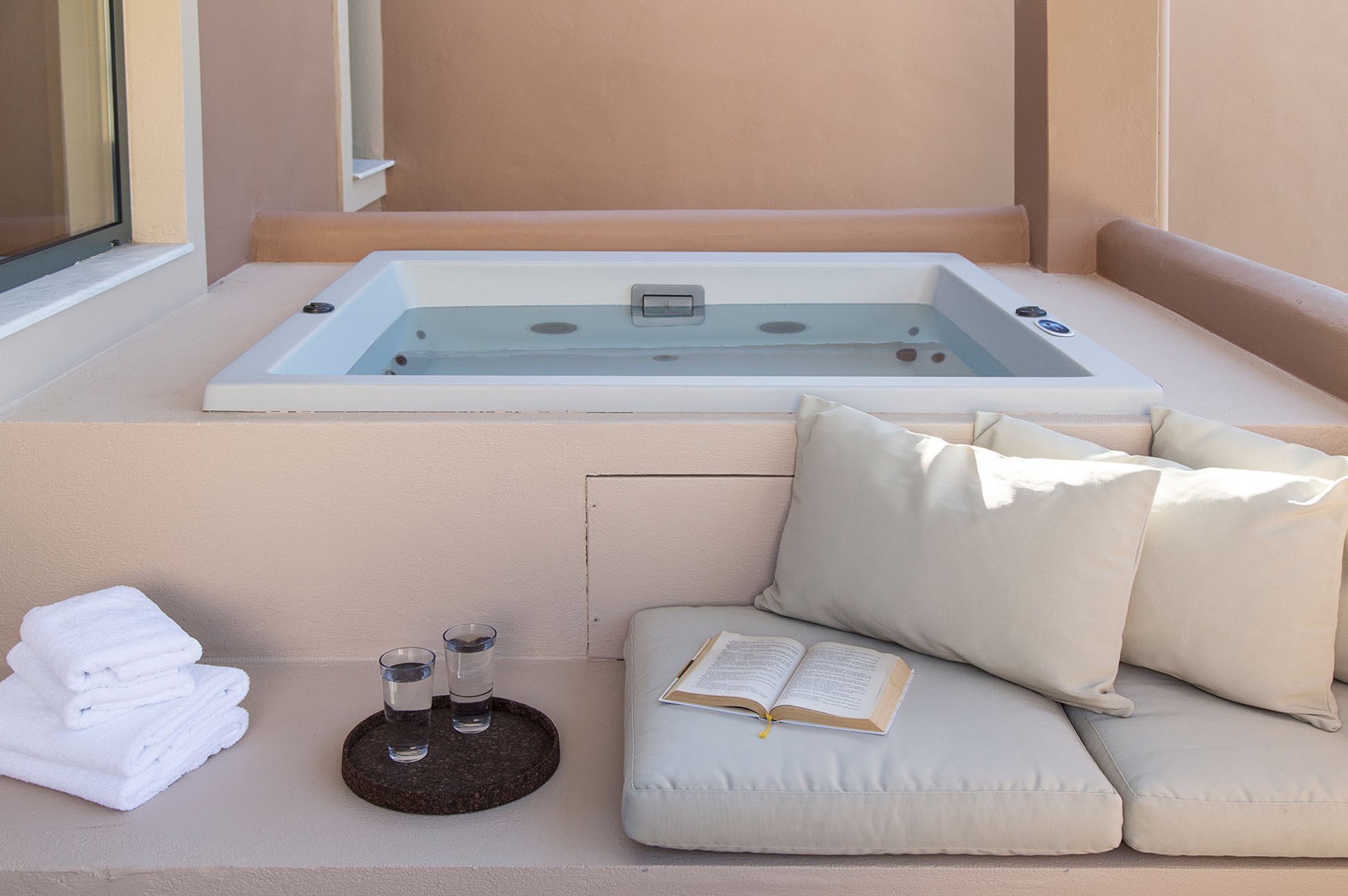 Lena Mare Boutique Hotel 50/50