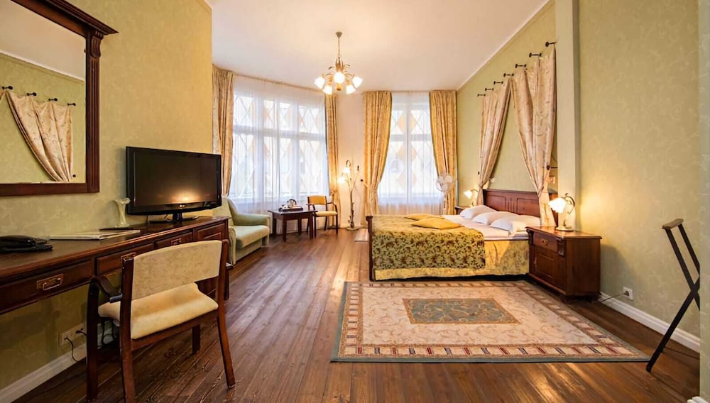 Taanilinna Hotel 25/36