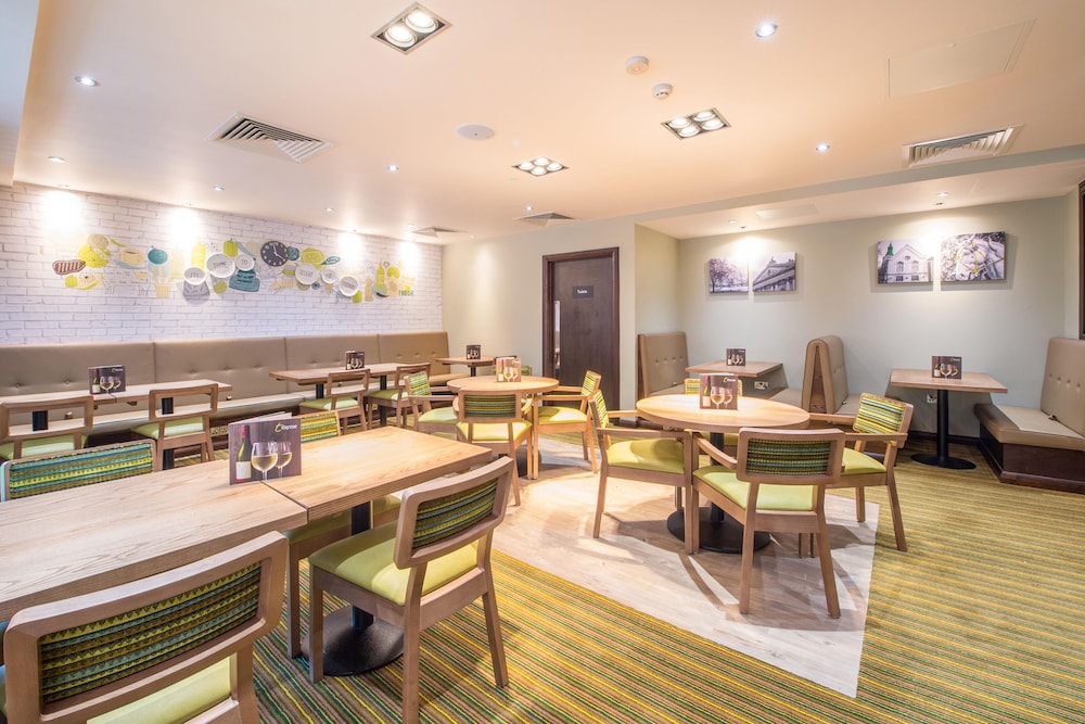Premier Inn Banbury M40 J11 35/46