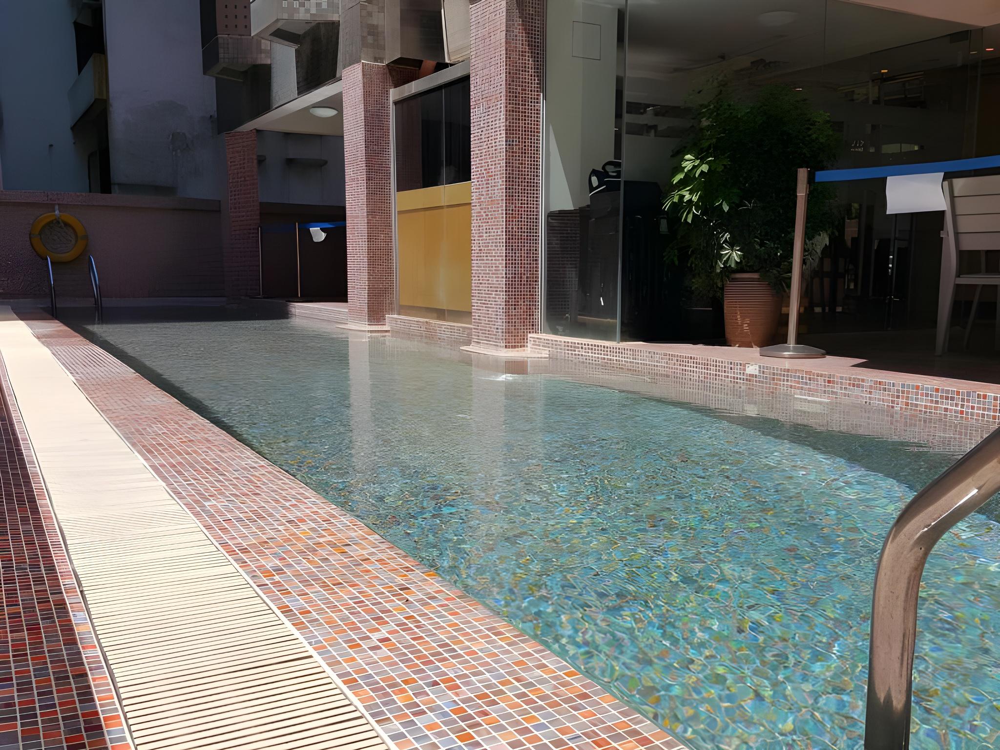 ACESITE KNUTSFORD HOTEL 46/50