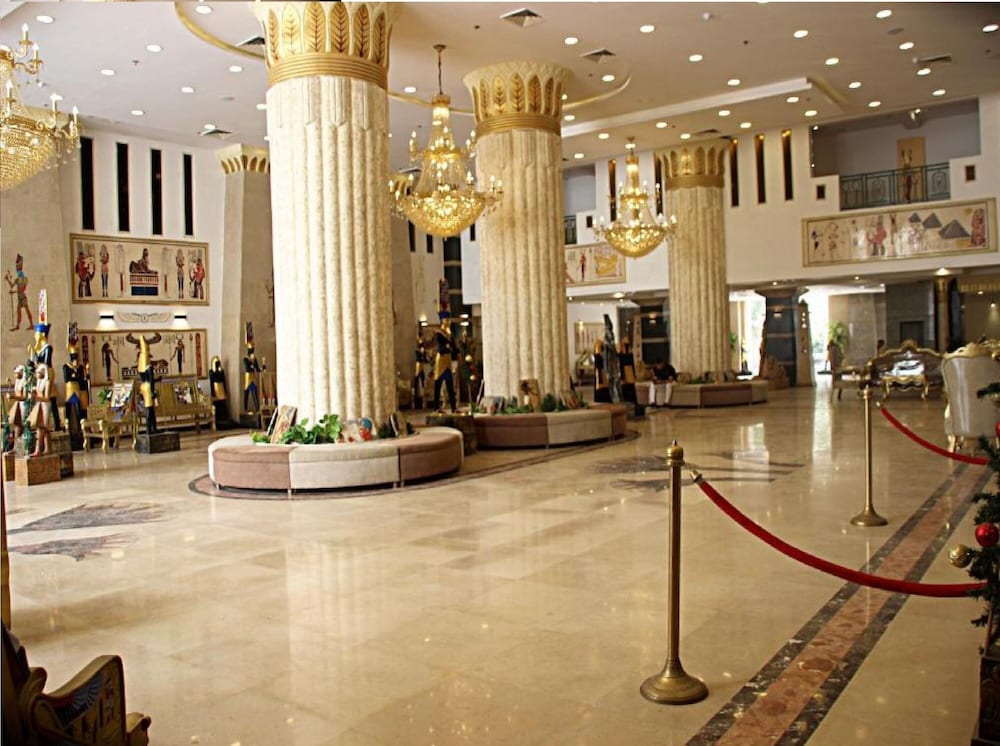 Regency Pyramids View Hotel 41/57